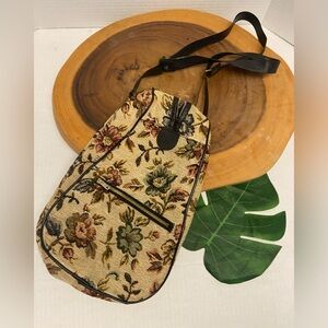 Vintage Floral Tapestry Bag